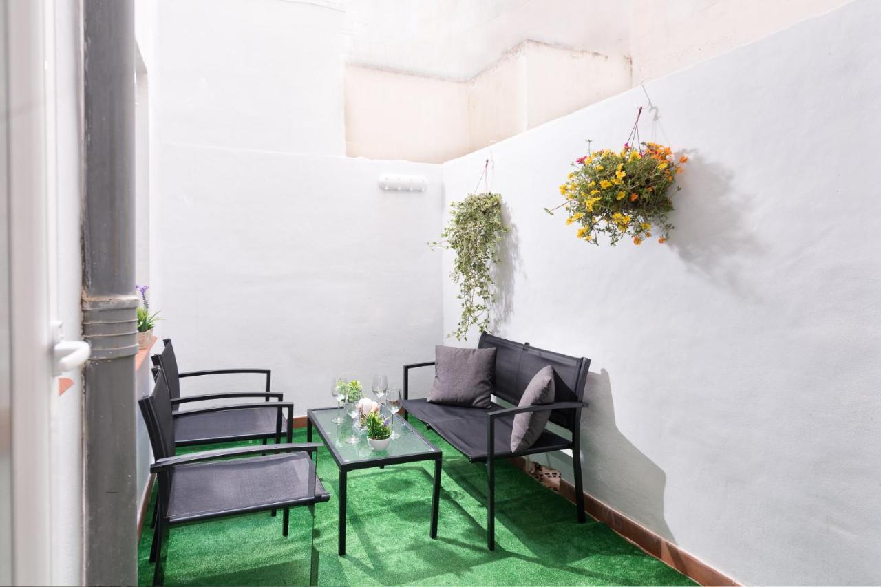Cozy 3 Bed Apartment In The Heart Of อาลิกันเต ภายนอก รูปภาพ